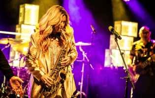 CANDY DULFER