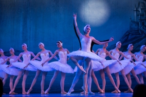 St. Petersburg Festival Ballet (Petrohradský baletní soubor) – největší Labutí jezero na světě